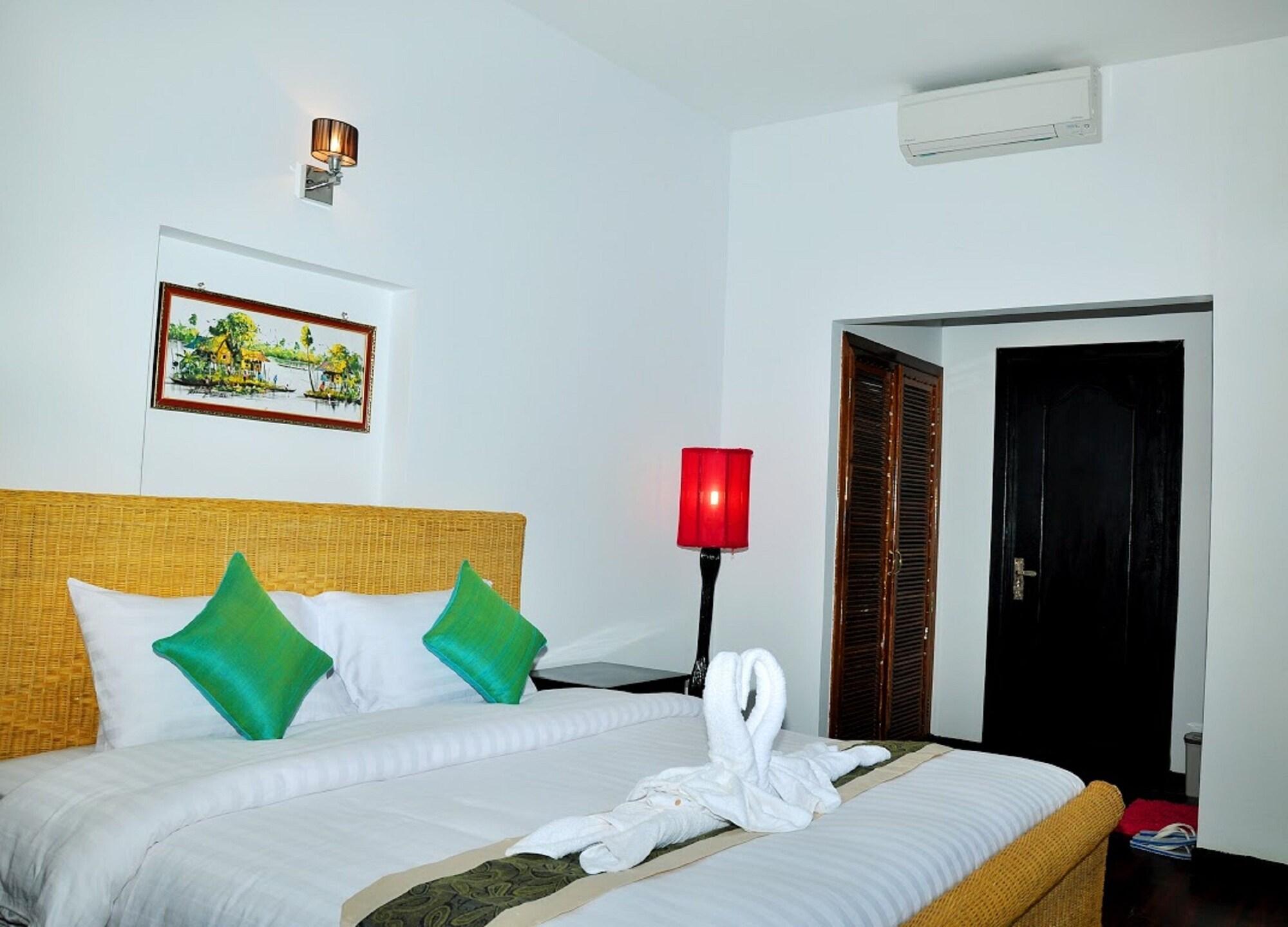 Vimean Sovannaphoum Resort Баттамбанг Экстерьер фото