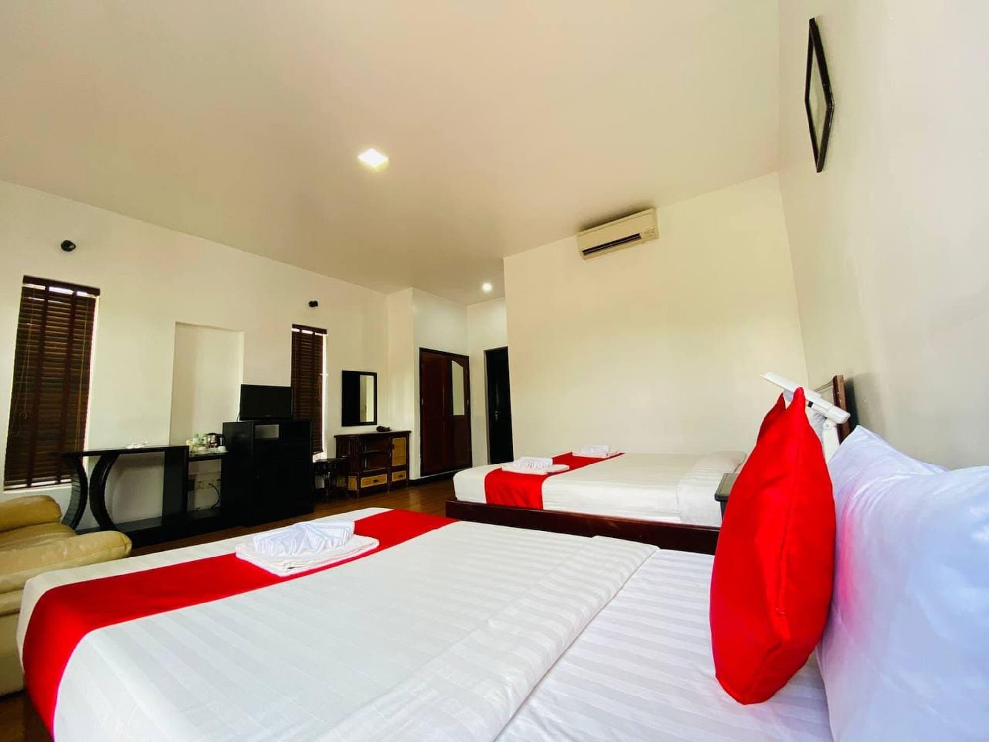 Vimean Sovannaphoum Resort Баттамбанг Экстерьер фото